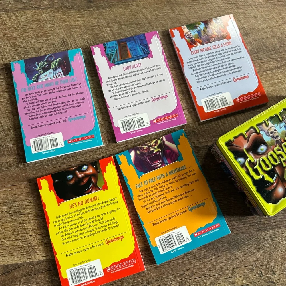 Collectors Scholastic Goosebumps Book Set with metal tin
